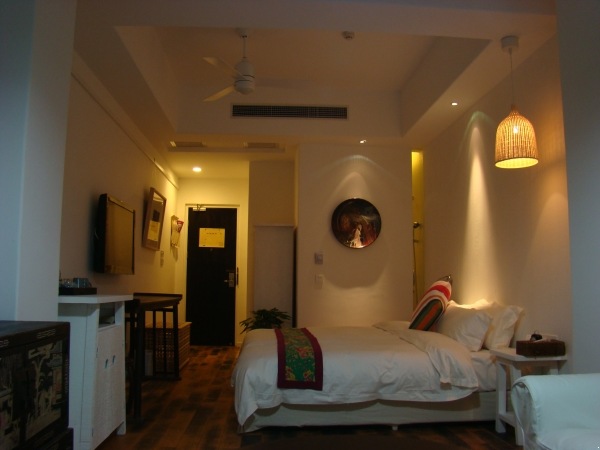 西安市左右客酒店